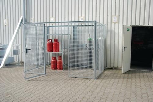 Gasflaschencontainer B3100xT2100xH2100mm o.Dach m.Flügeltor BAUER || VE = 1 ST