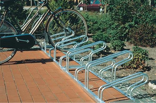 Fahrradbügelparker 1-s.90° verz.Anz.Radstände 6 z.Aufschr.WSM || VE = 1 ST